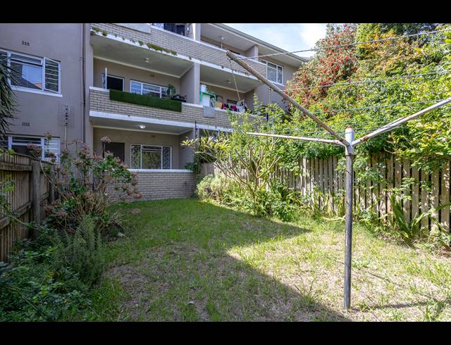 2 BEDROOM APARTMENT FOR SALE IN KENILWORTH